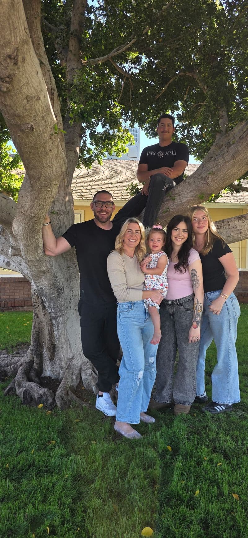 Justin Dewing with his family